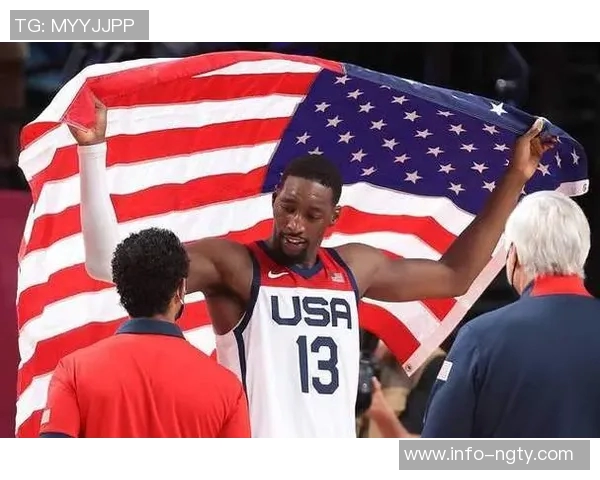 阿德巴约九年媒体日变化难以辨识年份让人困惑