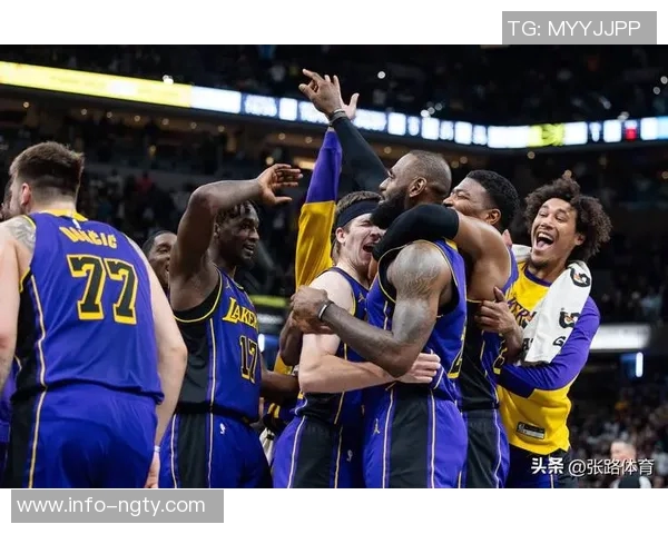 湖人无中锋阵容逆袭独行侠最后9分38秒狂胜19分展现强大实力