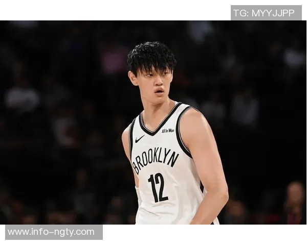 曾凡博在篮网定位为3D球员短暂出场是常态希望他保持积极心态继续努力